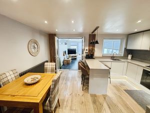 Kitchen dining room- click for photo gallery